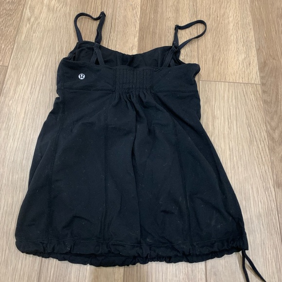 Lululemon tank top - Picture 1 of 3
